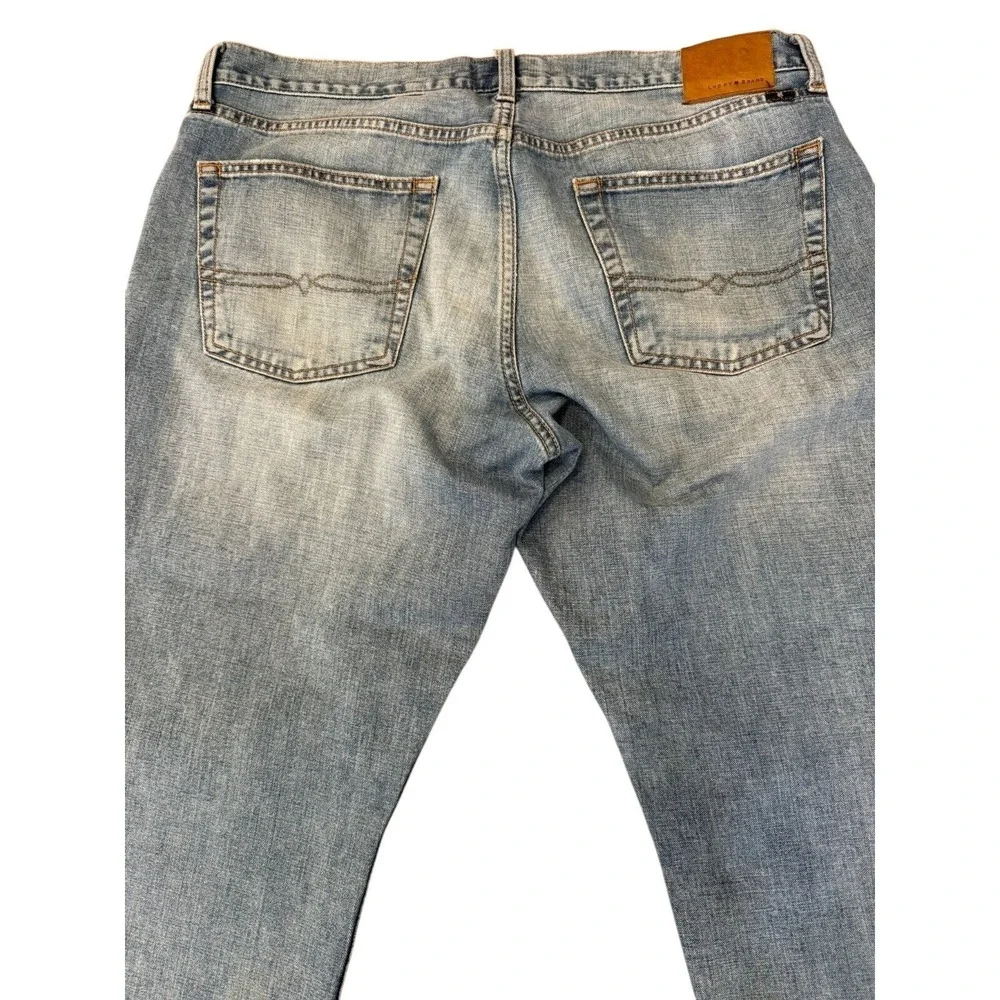 Lucky Brand Men's 221 Original Straight Distressed Faded Jeans Size 38 Inseam 31